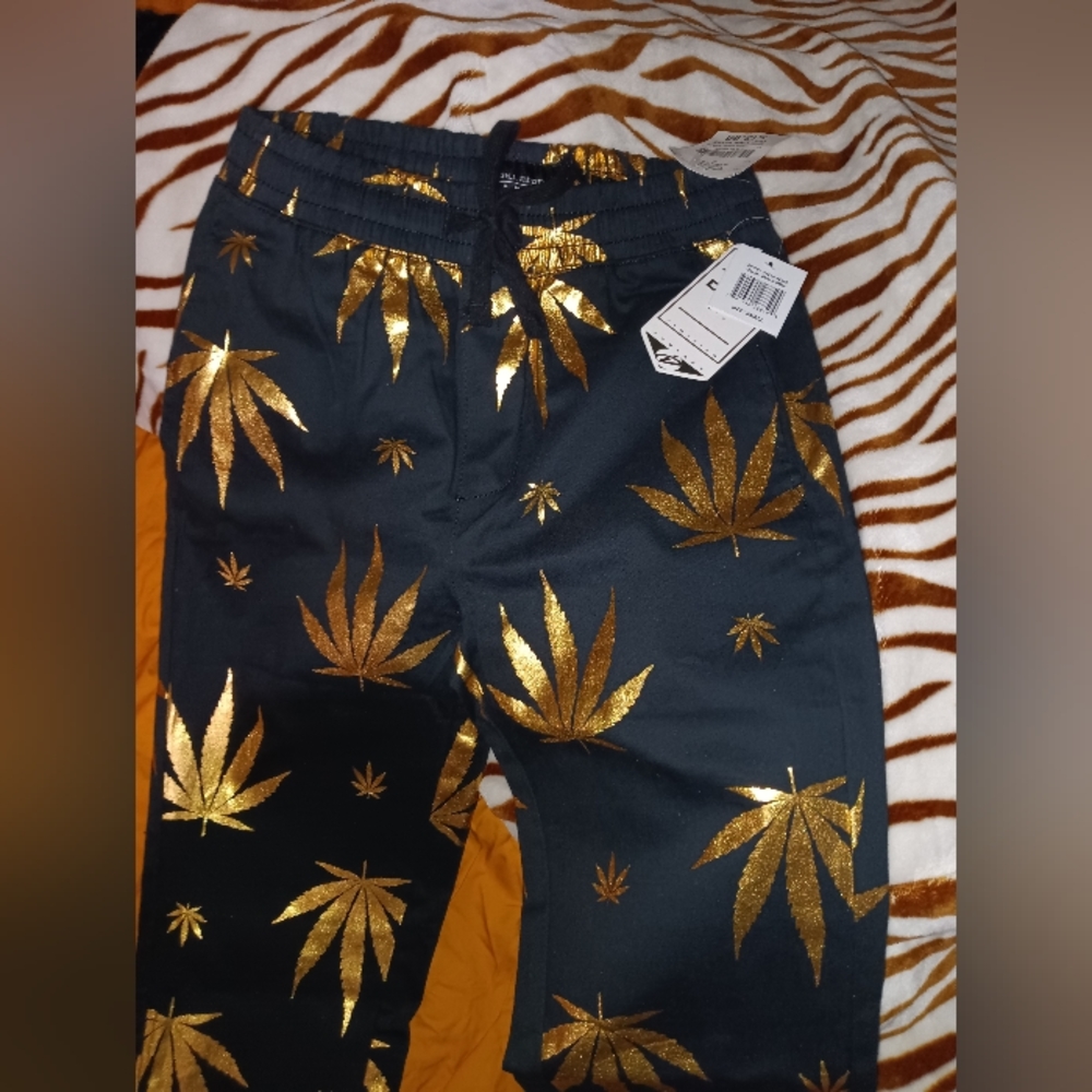 Joggers - Picture 5 of 6